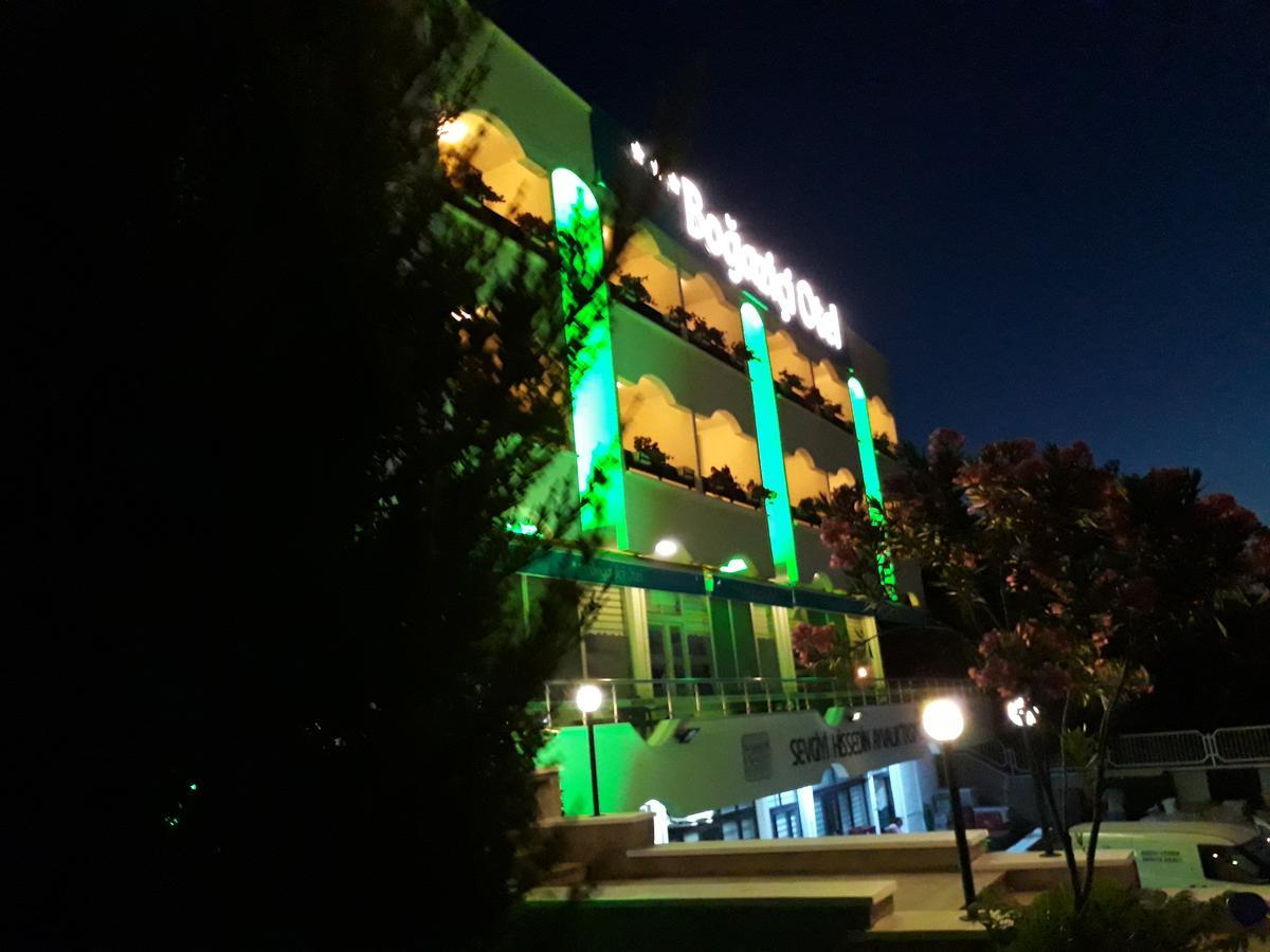 Bogazici Otel Ayvalı エクステリア 写真